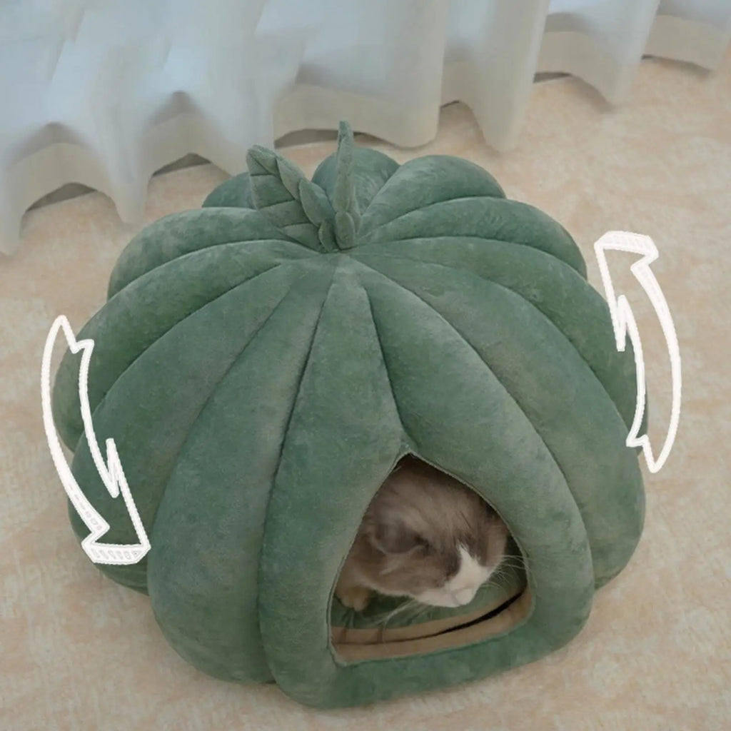 Pumpkin Cat Cave Bed – Cozy Plush Indoor Hideaway for Cats & Small Pets