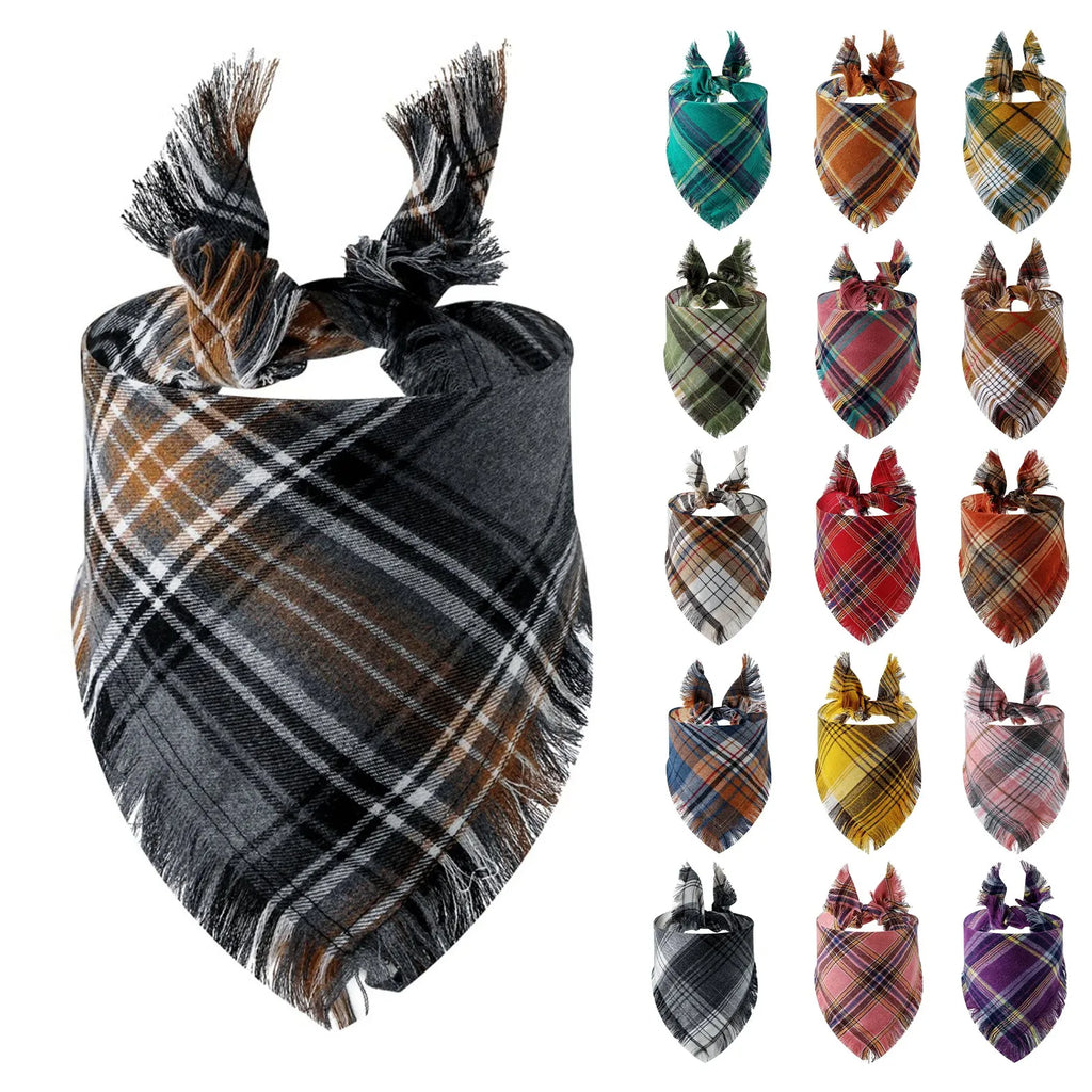 Pañuelo para Perro de Cuadros Escoceses – Bandana Triangular Ajustable para Perros y Gatos, Pañuelo Suave con Borlas para Cachorros y Mascotas Pequeñas y Grandes